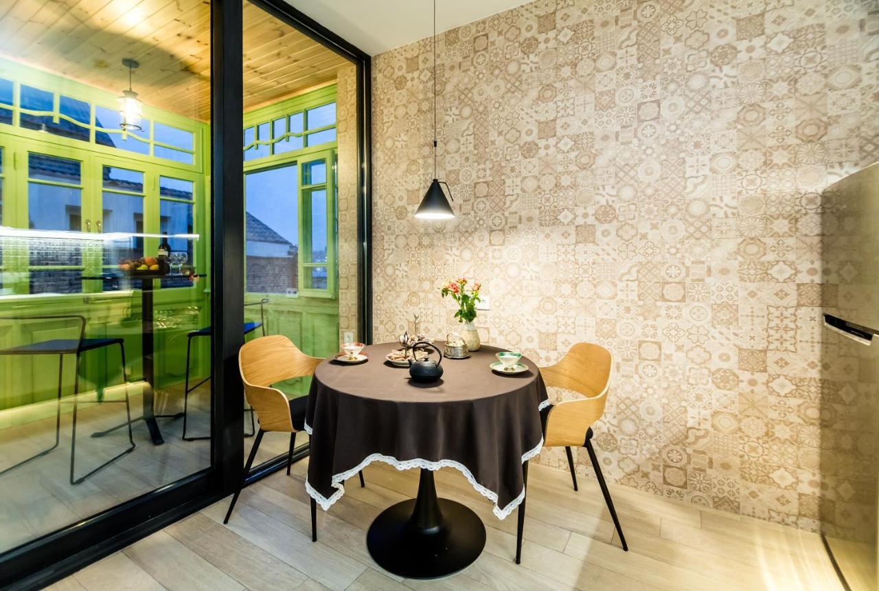 Boutique Apart Upe Tbilisi Esterno foto